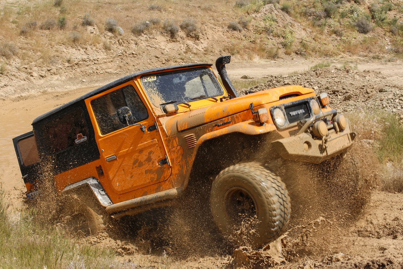 Tribological in off-road vehicle bimetal bearings for engine